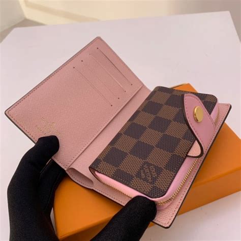 portafogli louis vuitton fake